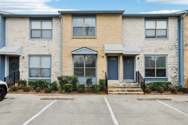 $179,900 | 3004 Whisper Oaks Lane, Unit C, Georgetown, TX 78628