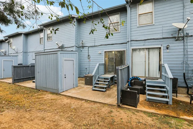 $194,000 | 3004 Whisper Oaks Lane, Unit C, Georgetown, TX 78628