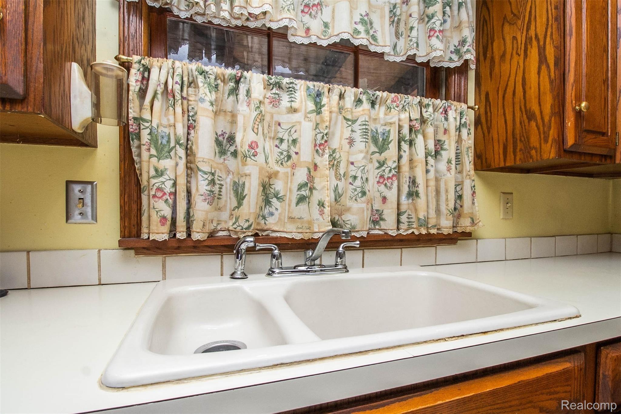 19476 Fry Road Northville, MI 48167 - Photo 20 of 37 fry20.jpg