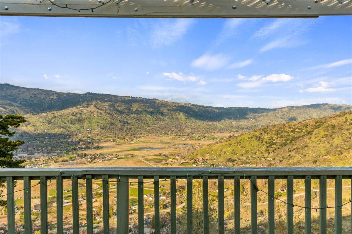 30800 Fox Ridge Court Tehachapi, CA 93561 - Photo 16 of 26 17-30800 Fox Ridge-73