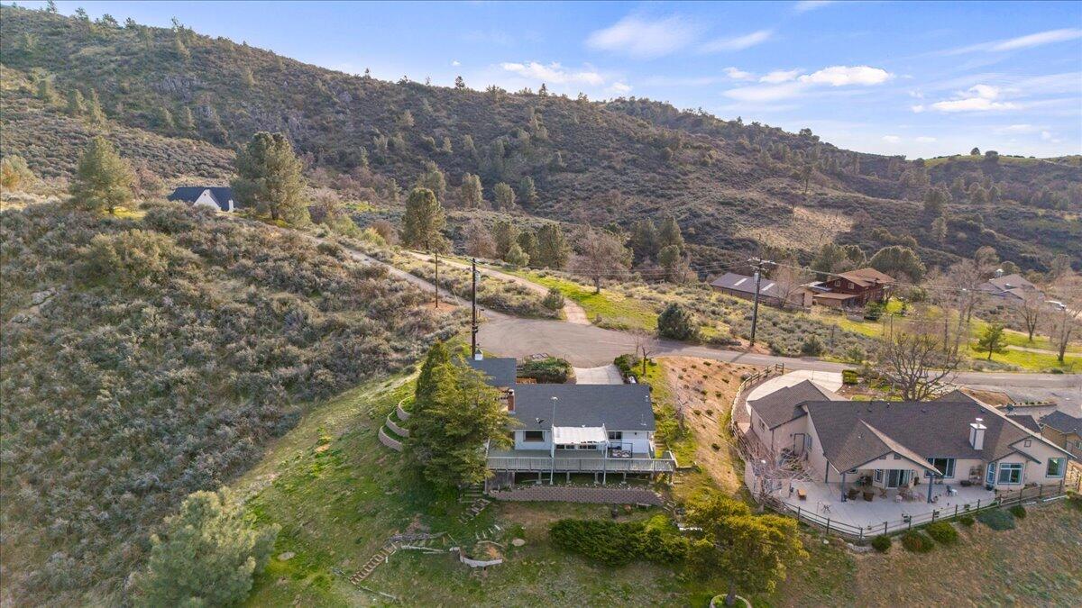 30800 Fox Ridge Court Tehachapi, CA 93561 - Photo 21 of 26 23-30800 Fox Ridge - drone-6