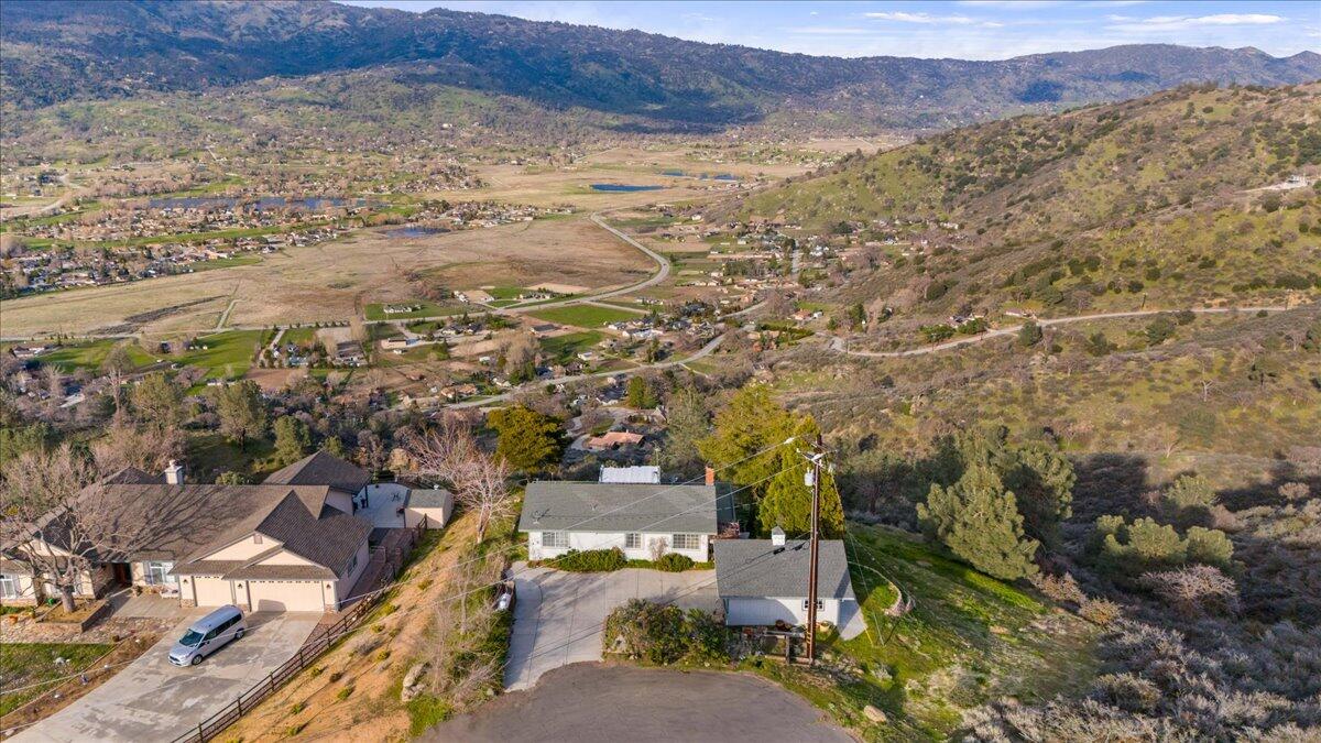 30800 Fox Ridge Court Tehachapi, CA 93561 - Photo 22 of 26 22-30800 Fox Ridge - drone-3