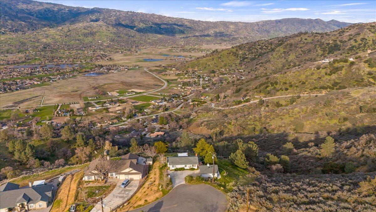 30800 Fox Ridge Court Tehachapi, CA 93561 - Photo 25 of 26 26-30800 Fox Ridge - drone-13