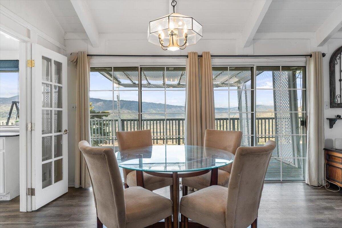 30800 Fox Ridge Court Tehachapi, CA 93561 - Photo 5 of 26 15-30800 Fox Ridge-63