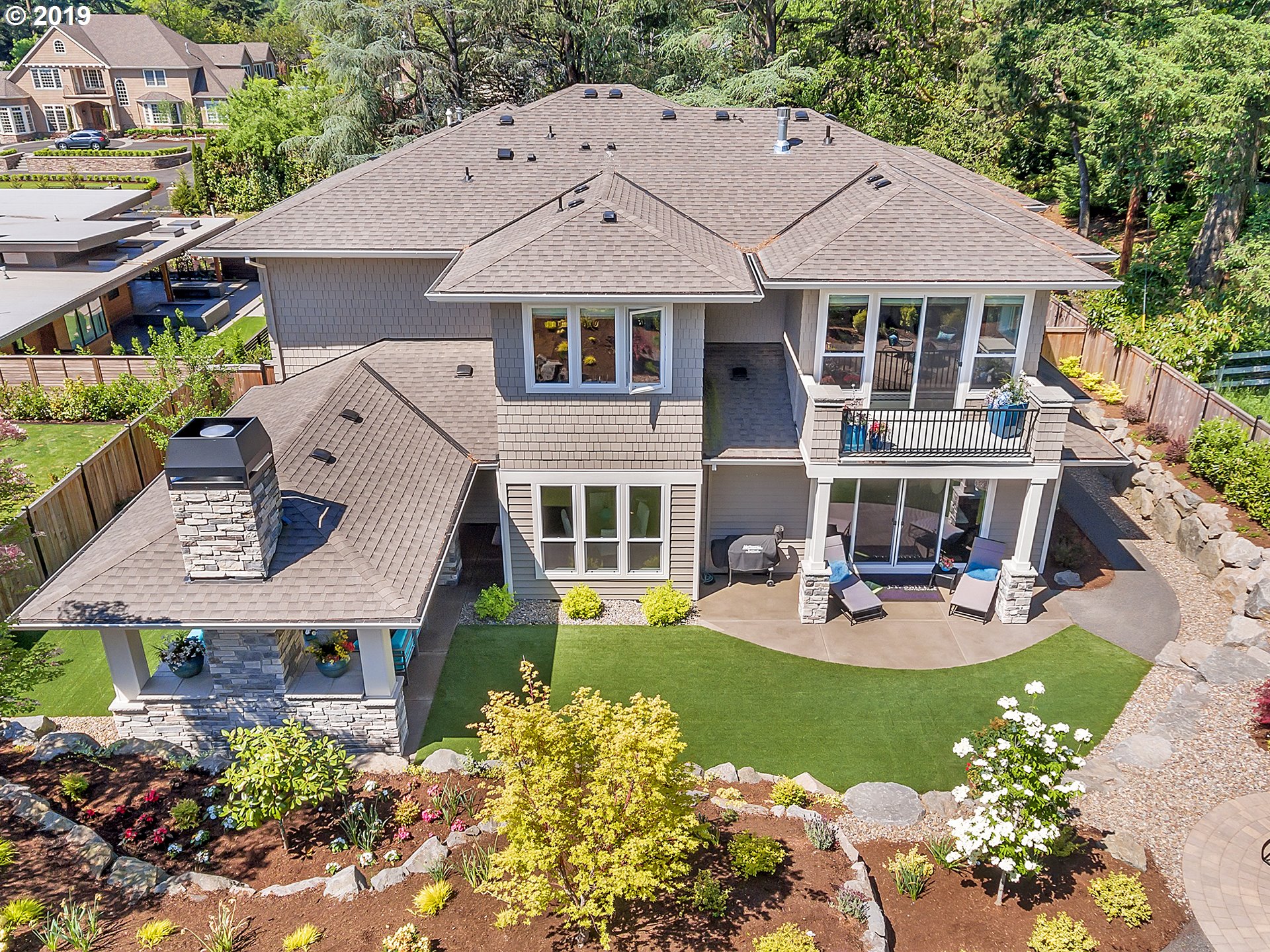 12812 Goodall Road Lake Oswego, OR 97034 - Photo 2 of 32 Gallery Image 2