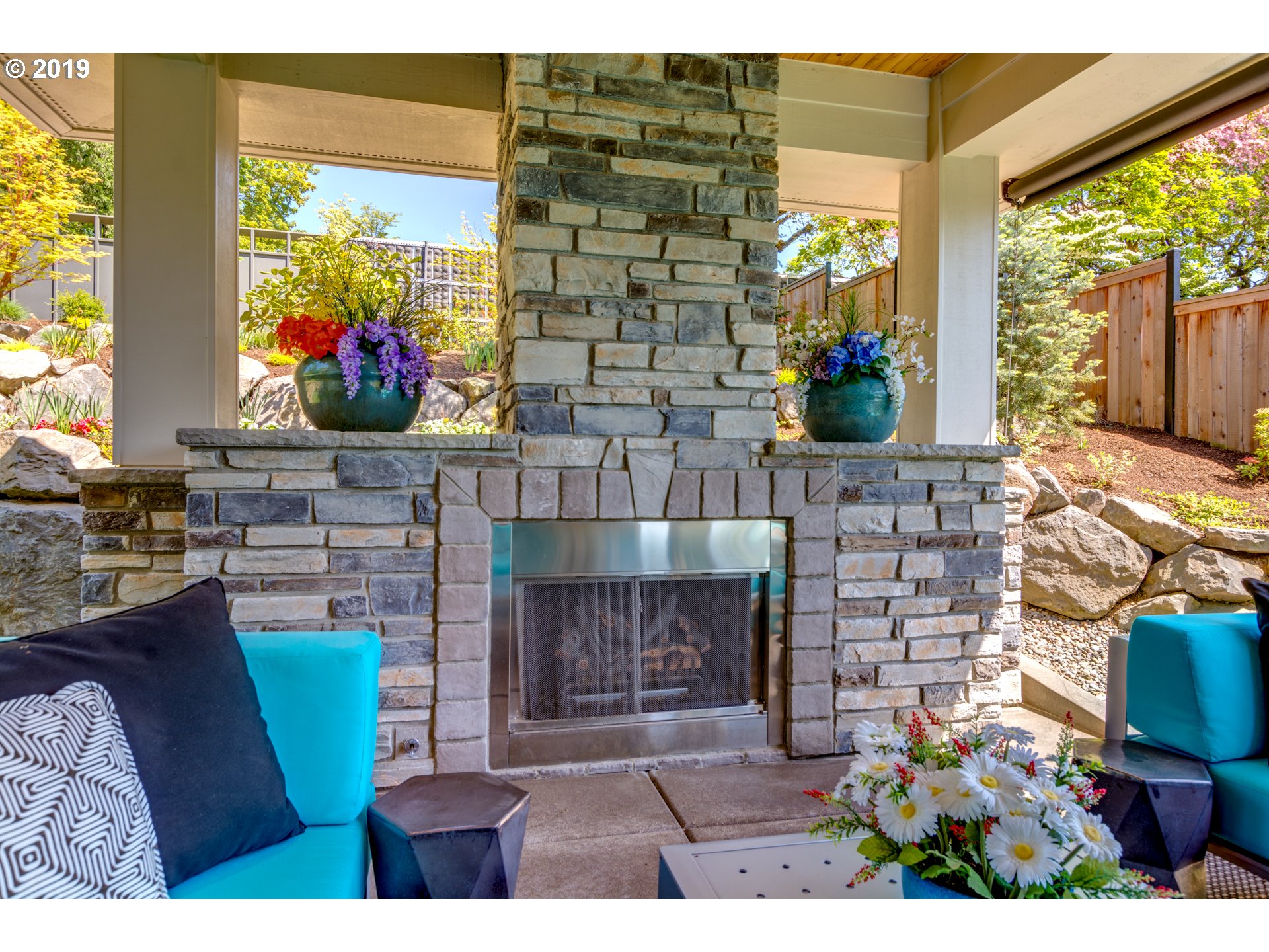 12812 Goodall Road Lake Oswego, OR 97034 - Photo 29 of 32 Fireplace Gas
