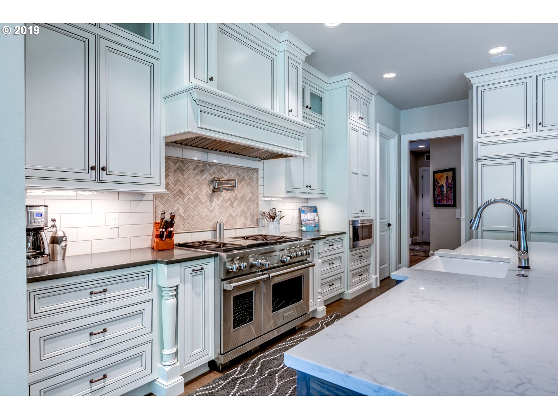 12812 Goodall Road Lake Oswego, OR 97034 - Photo 6 of 32 Kitchen
