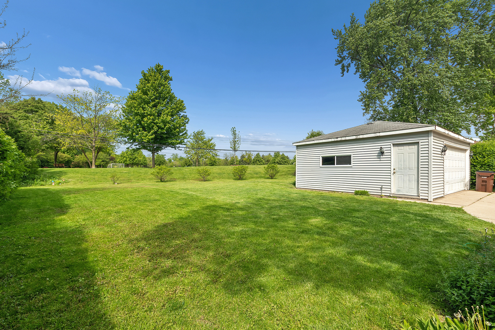 18646 Golfview Avenue Homewood, IL 60430 - Photo 24 of 38