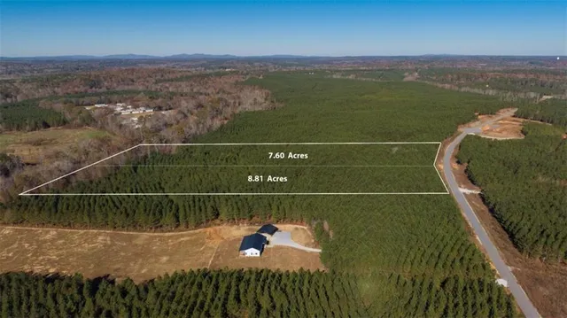 a view of a tennis court