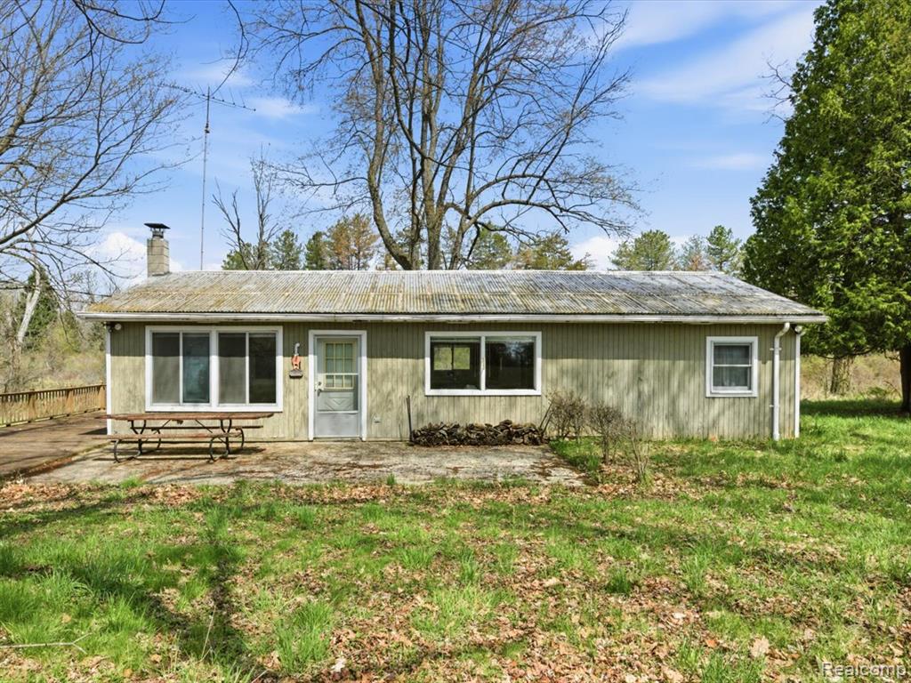 9190 Bryce Road Avoca, MI 48006 - Photo 21 of 46
