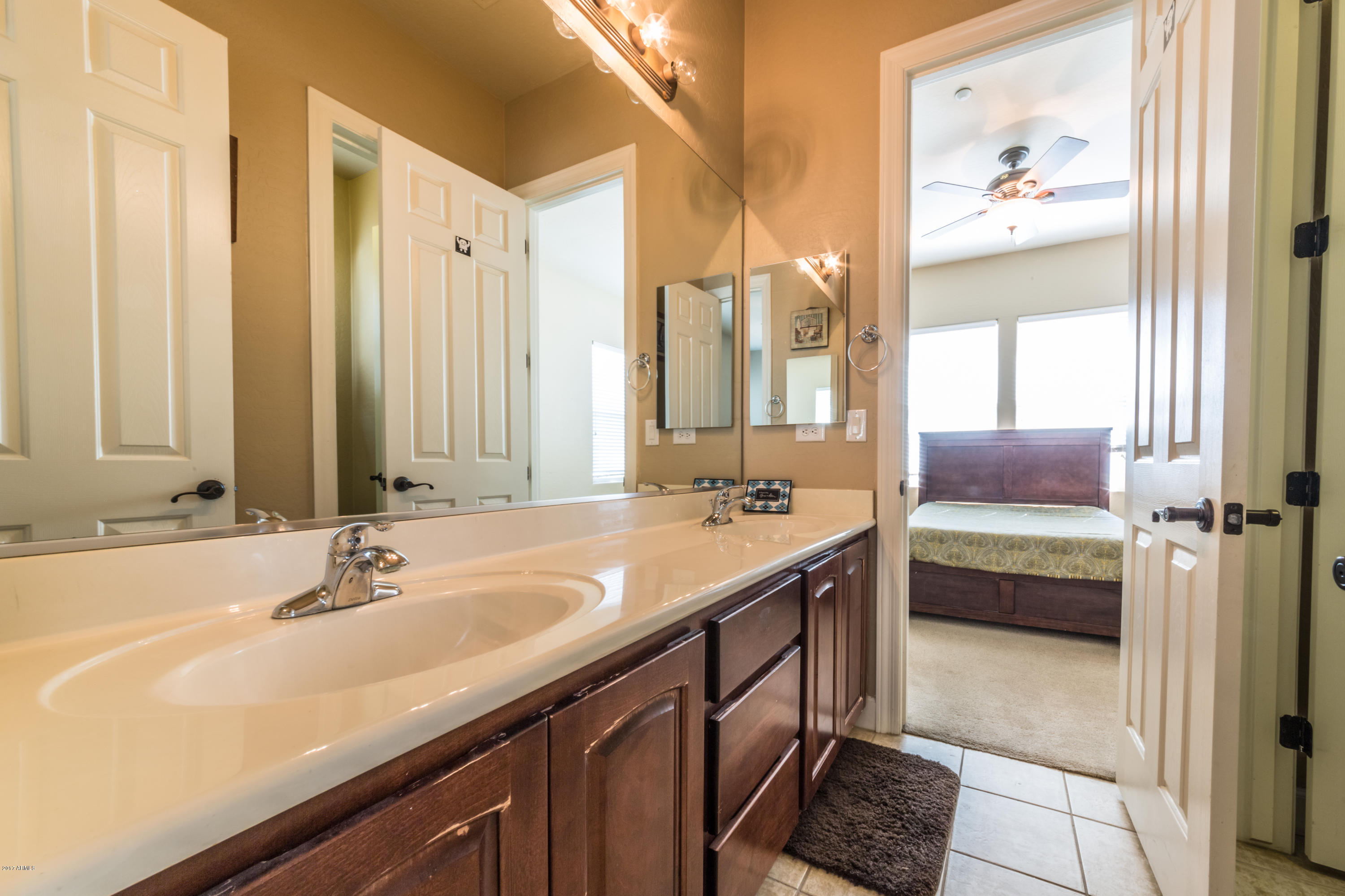 20847 West Prospector Way Buckeye, AZ 85396 - Photo 20 of 32 JackAndJillBath