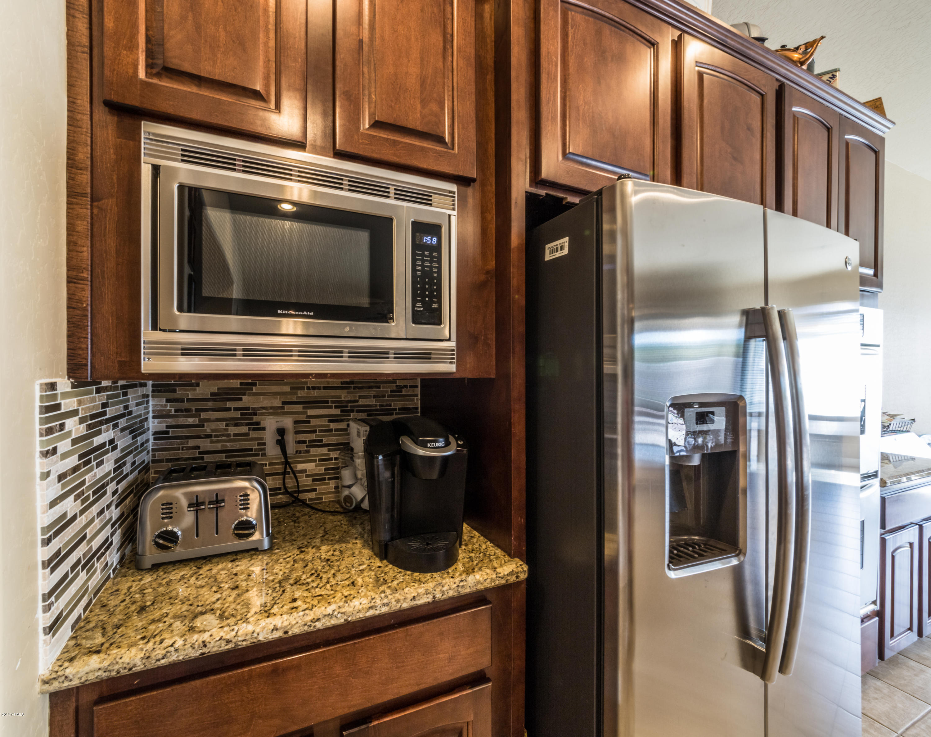 20847 West Prospector Way Buckeye, AZ 85396 - Photo 2 of 32 Appliances