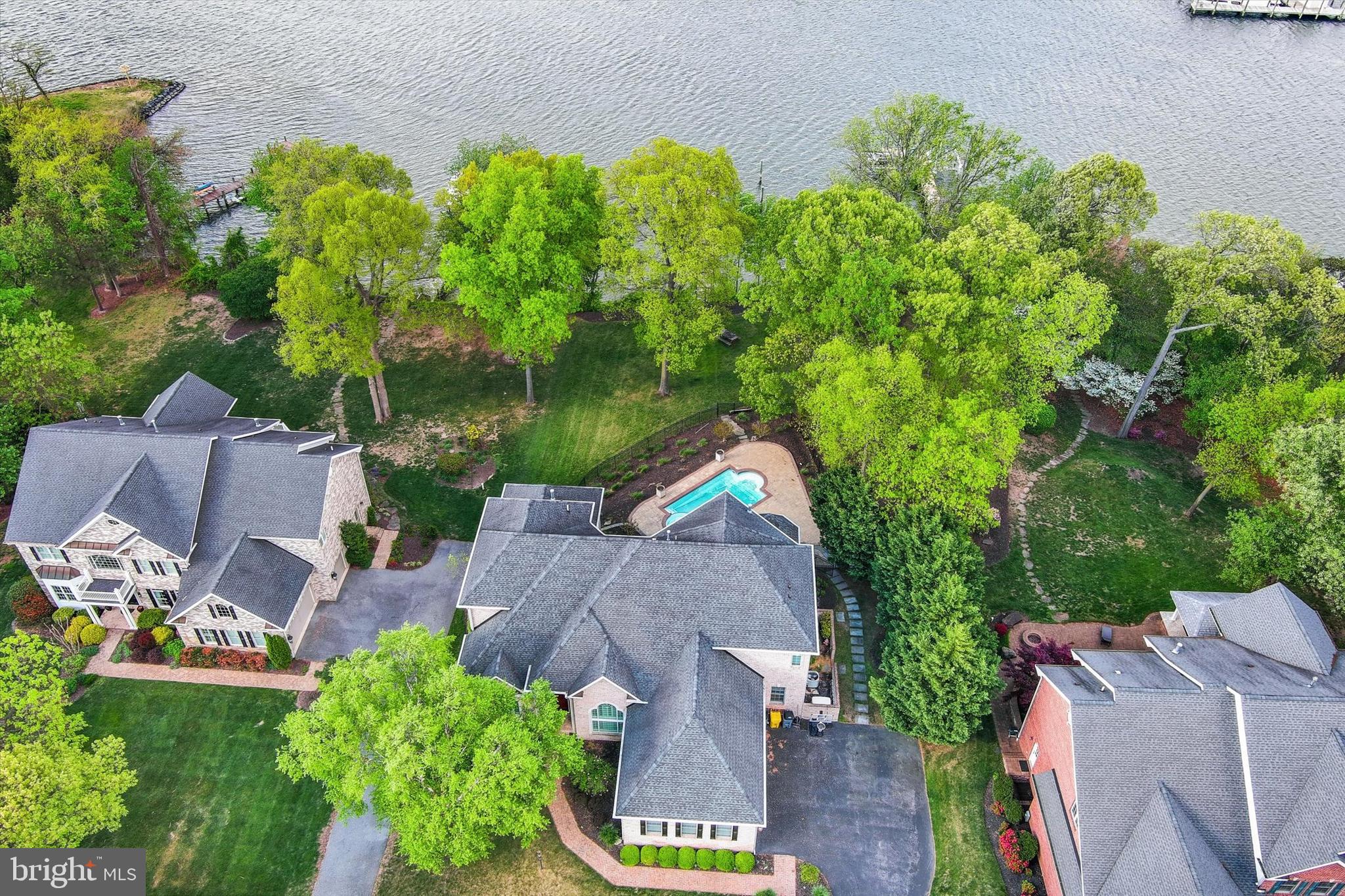 7671 Colonial Beach Road Pasadena, MD 21122 - Photo 6 of 6 Easy Bay access