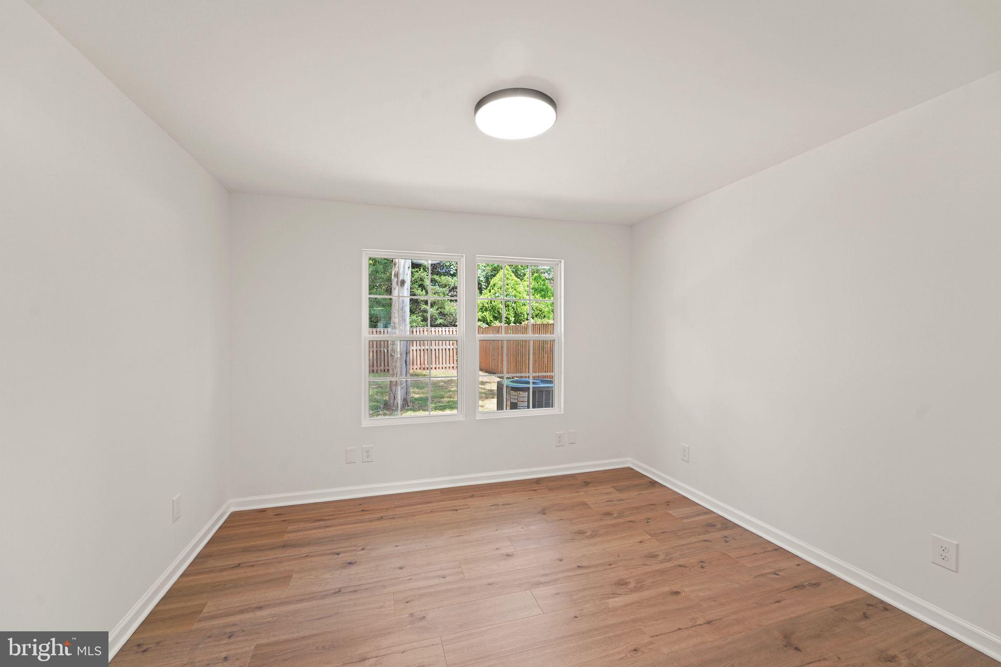 141 Seneca Ridge Drive Sterling, VA 20164 - Photo 33 of 84 Gallery Image 33