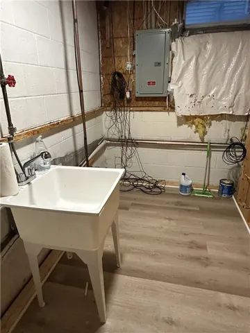 $335,000 | 20 Parr Circle, Irondequoit, NY 14617