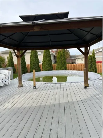 $335,000 | 20 Parr Circle, Irondequoit, NY 14617