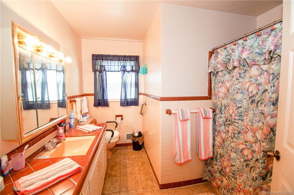 1404 Wesson Road Shelby, NC 28152 - Photo 14 of 34 Gallery Image 14