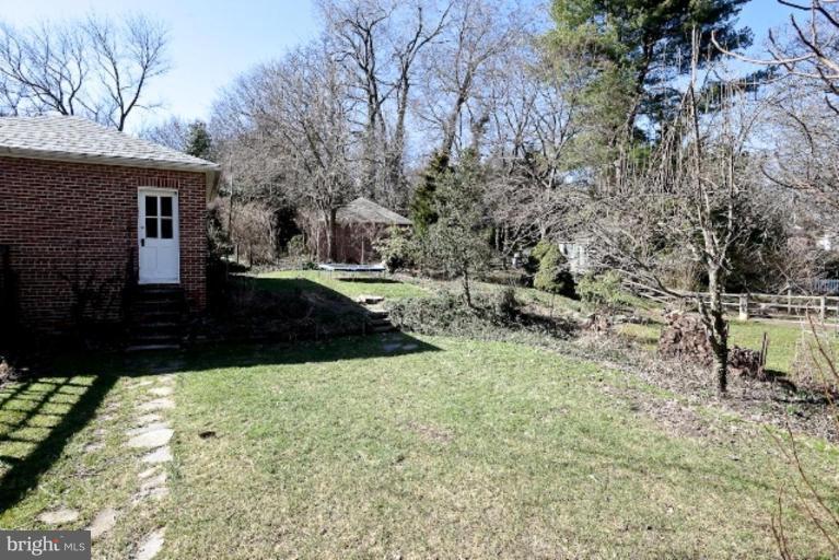 4202 Wickford Road Baltimore, MD 21210 - Photo 19 of 22 Back yard