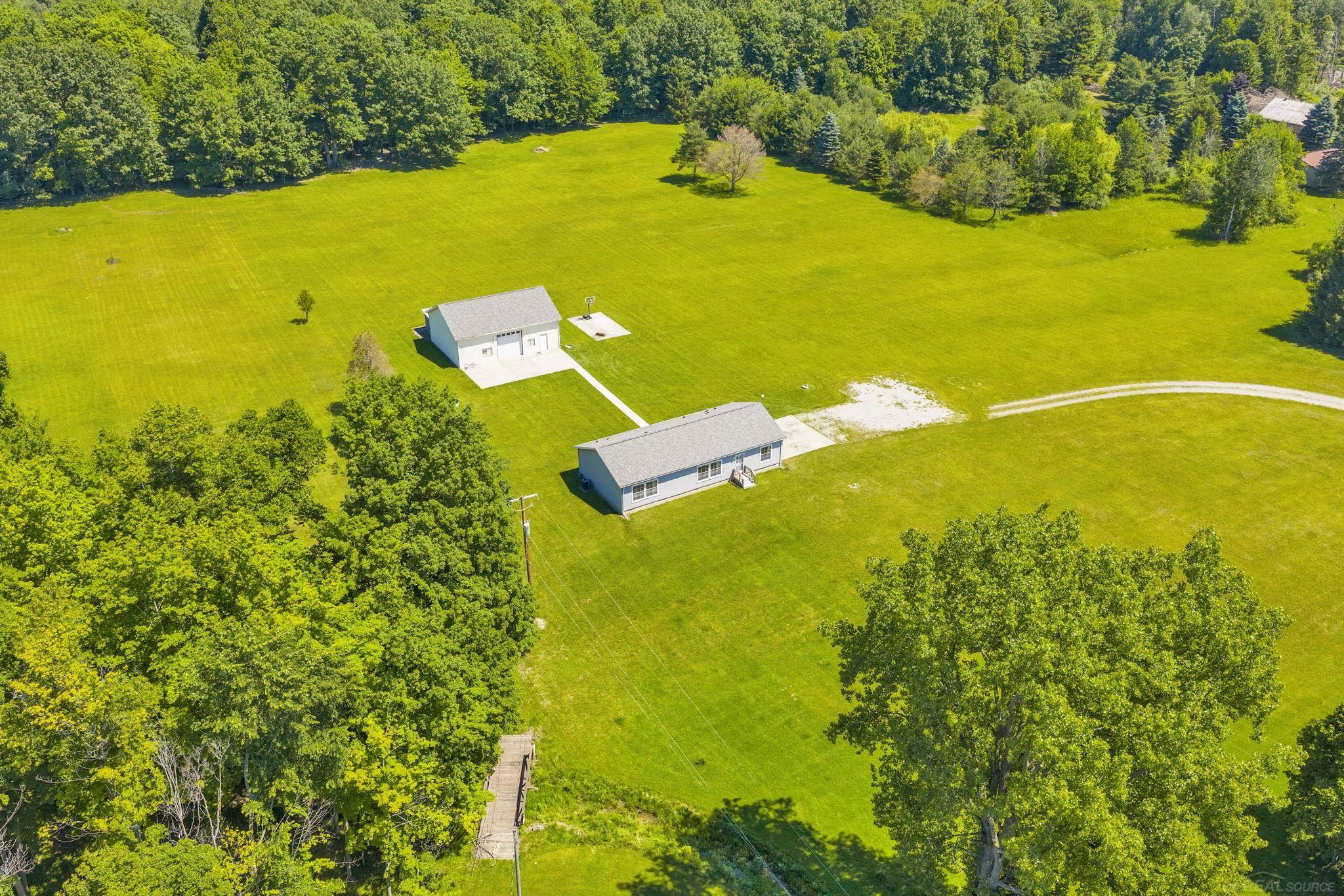 6995 Aitken Road Lexington, MI 48450 - Photo 43 of 46