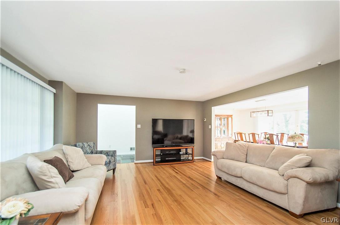 625 West Macada Road Bethlehem, PA 18017 - Photo 5 of 38 Gallery Image 5