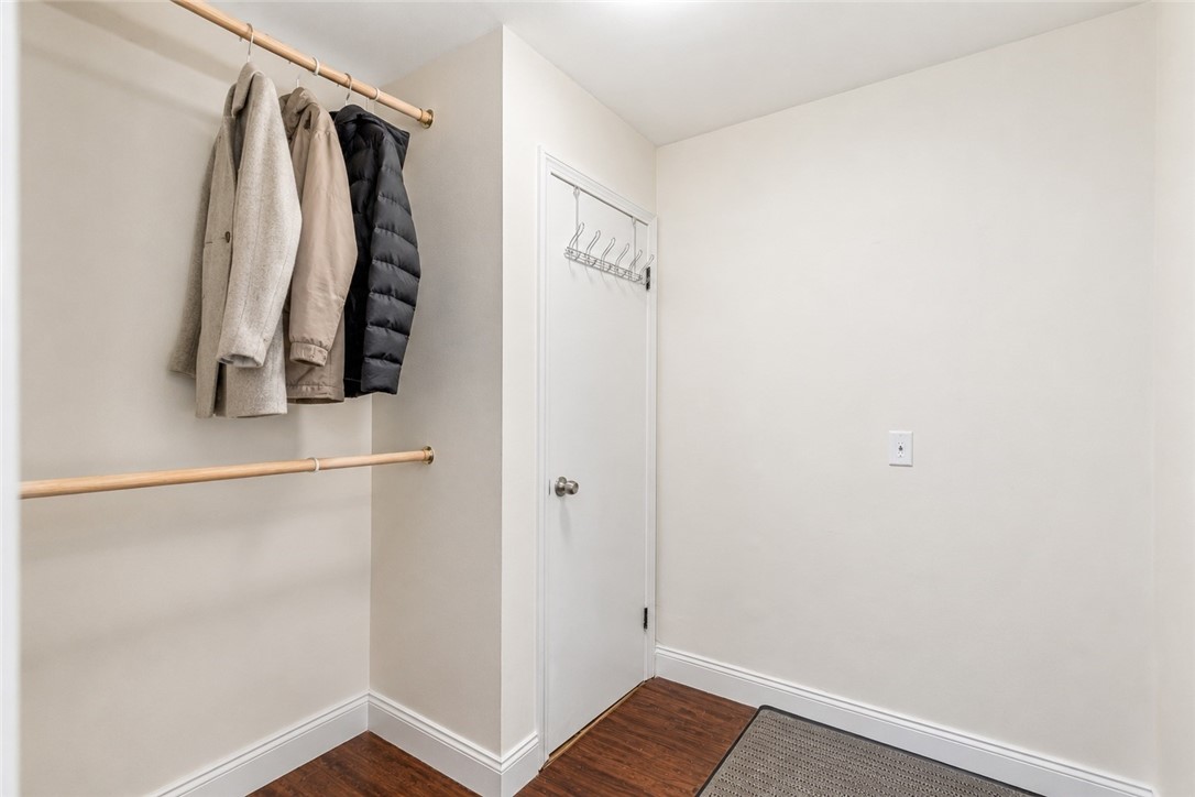 5 Interlocken Road East Providence, RI 02914 - Photo 7 of 43