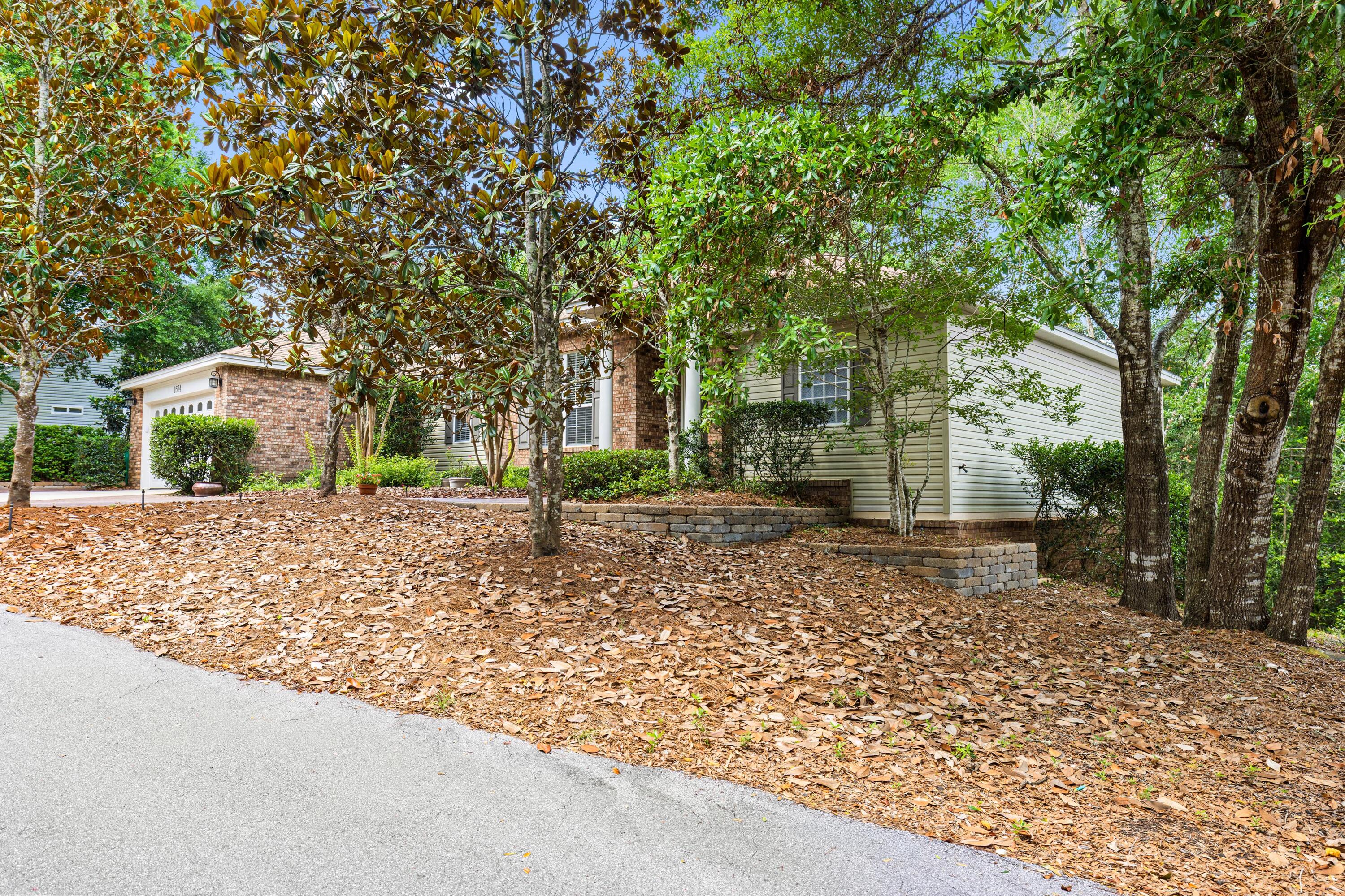 1674 Northridge Road Niceville, FL 32578 - Photo 8 of 87 1674NorthridgeRd-Niceville-FL-133