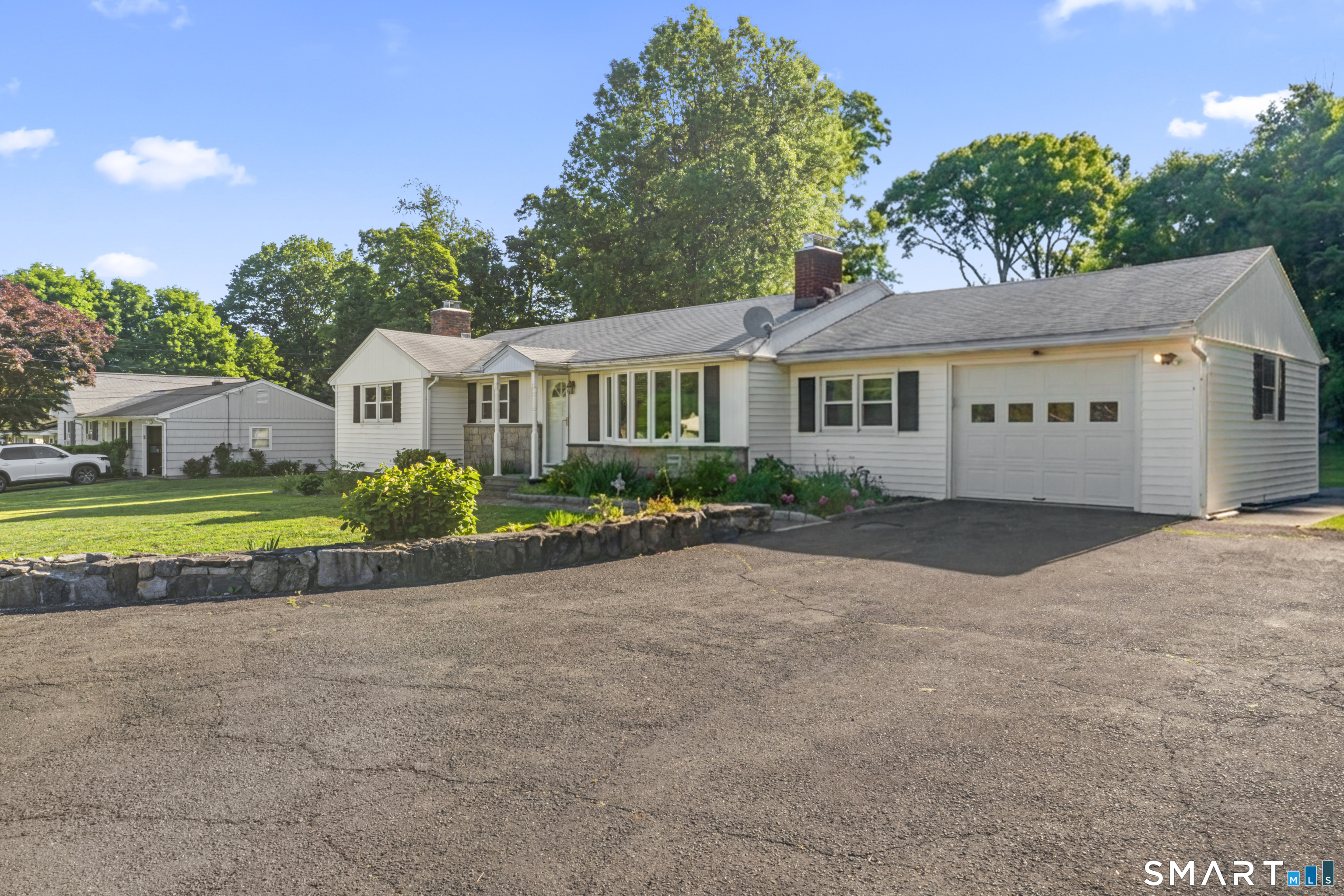 5 Harbor Ridge Road Danbury, CT 06811 - Photo 2 of 38