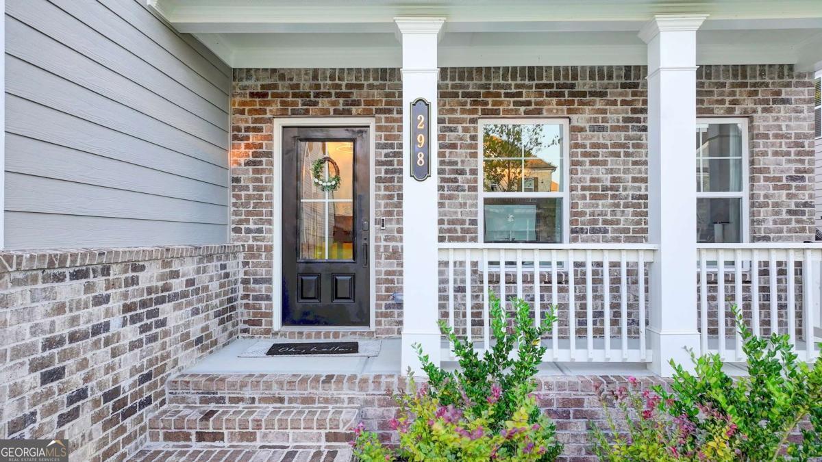 298 Ryston Way Grayson, GA 30017 - Photo 4 of 93