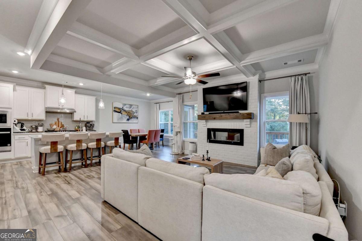 298 Ryston Way Grayson, GA 30017 - Photo 6 of 93