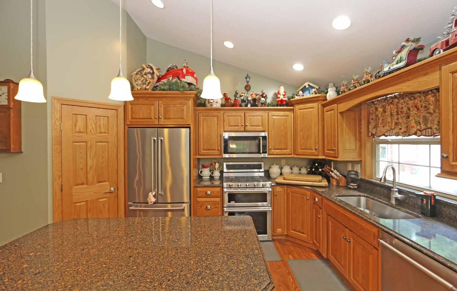 15650 Carson Road Mount Vernon, OH 43050 - Photo 13 of 36