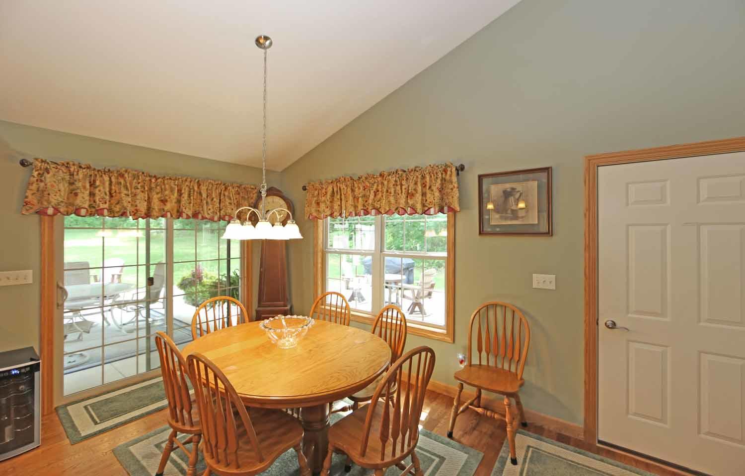 15650 Carson Road Mount Vernon, OH 43050 - Photo 7 of 36
