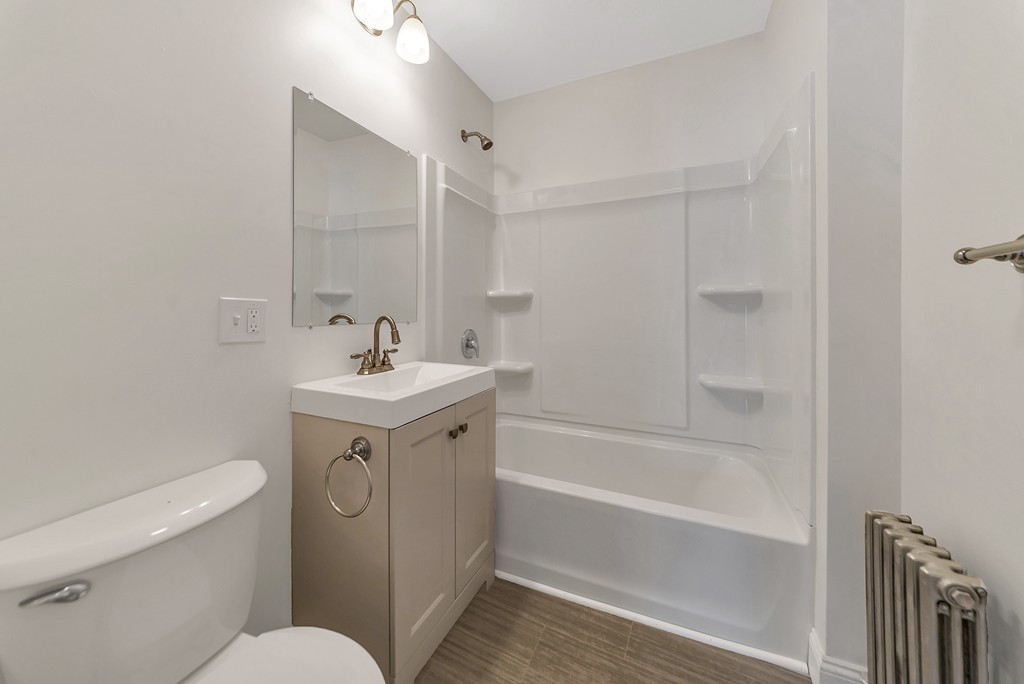 20 Powell Avenue Springfield, MA 01118 - Photo 5 of 38 Gallery Image 5