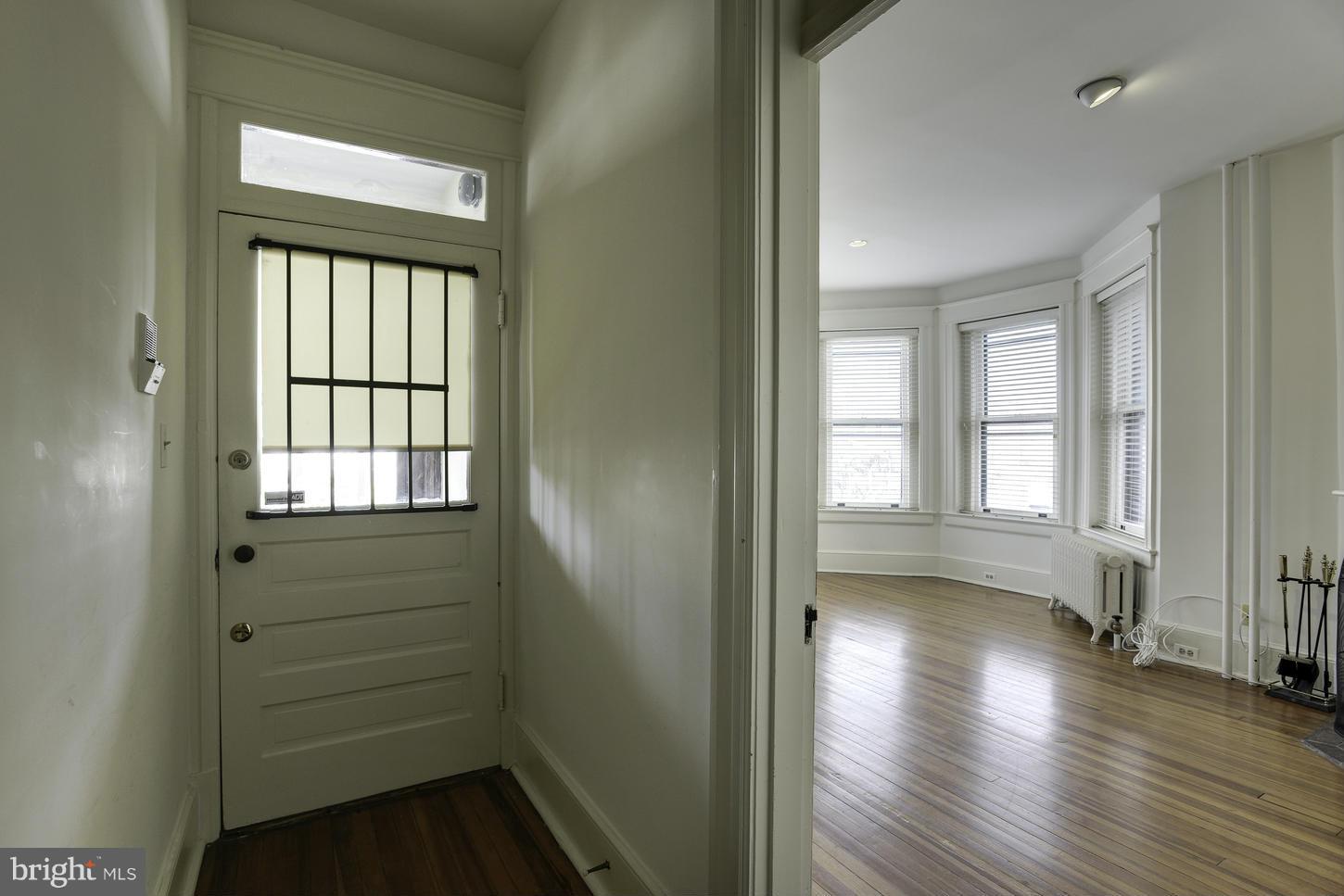 406 Cedar Street Northwest, Unit 3 Washington, DC 20012 - Photo 8 of 30 Foyer