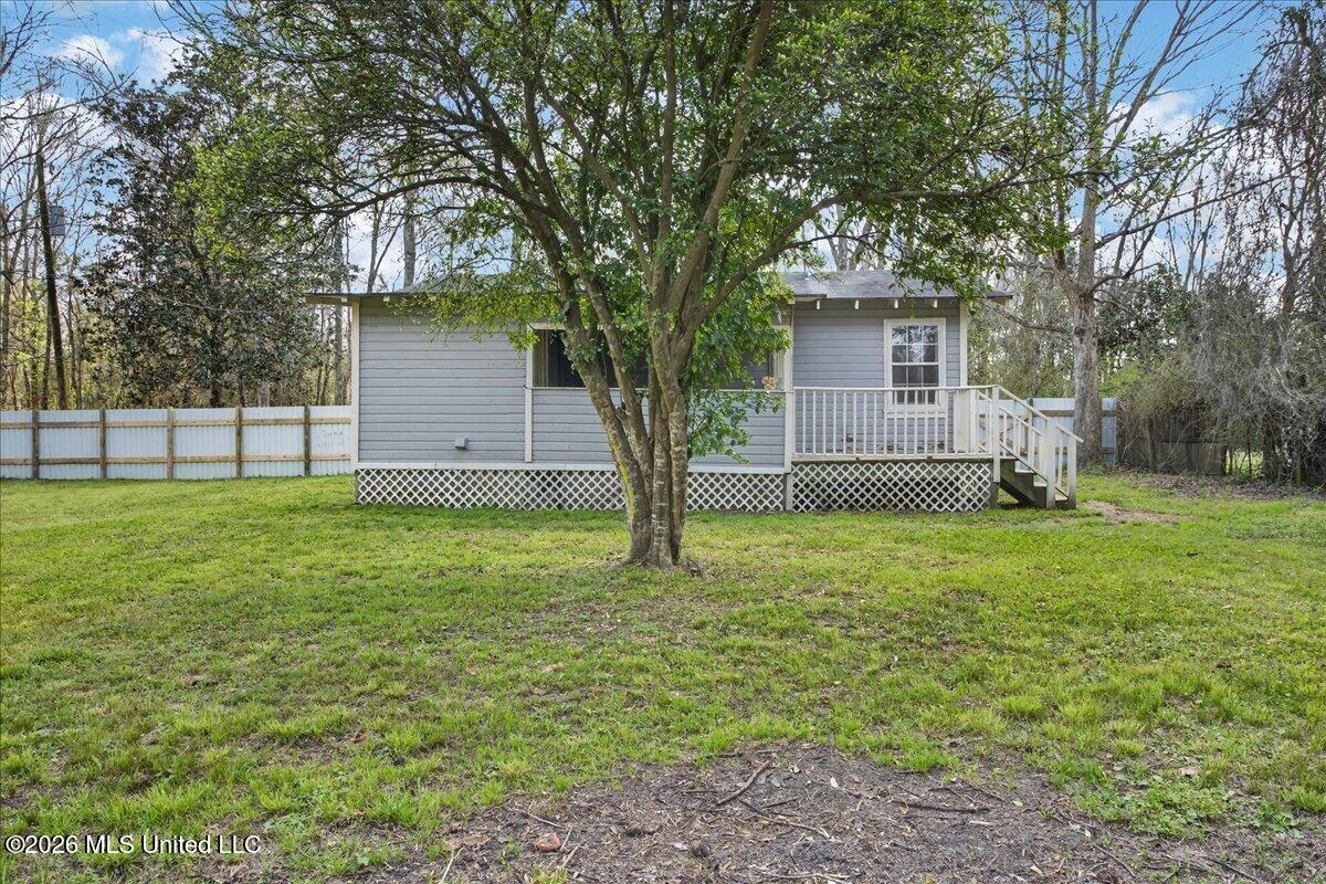 40 Burborne Street Brooklyn, MS 39425 - Photo 20 of 21 Fenced Backyard