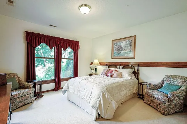 $530,000 | 3309 Westwood Drive, St. Joseph, MO 64505