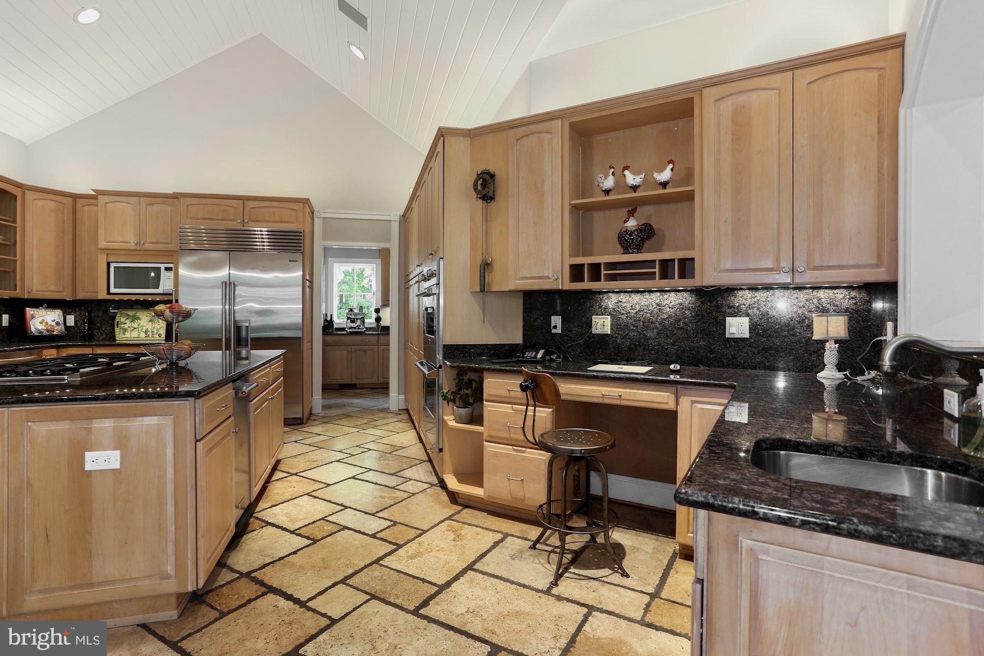 337 Springvale Road Great Falls, VA 22066 - Photo 30 of 120 Sight-lines to back coffee and wine bar