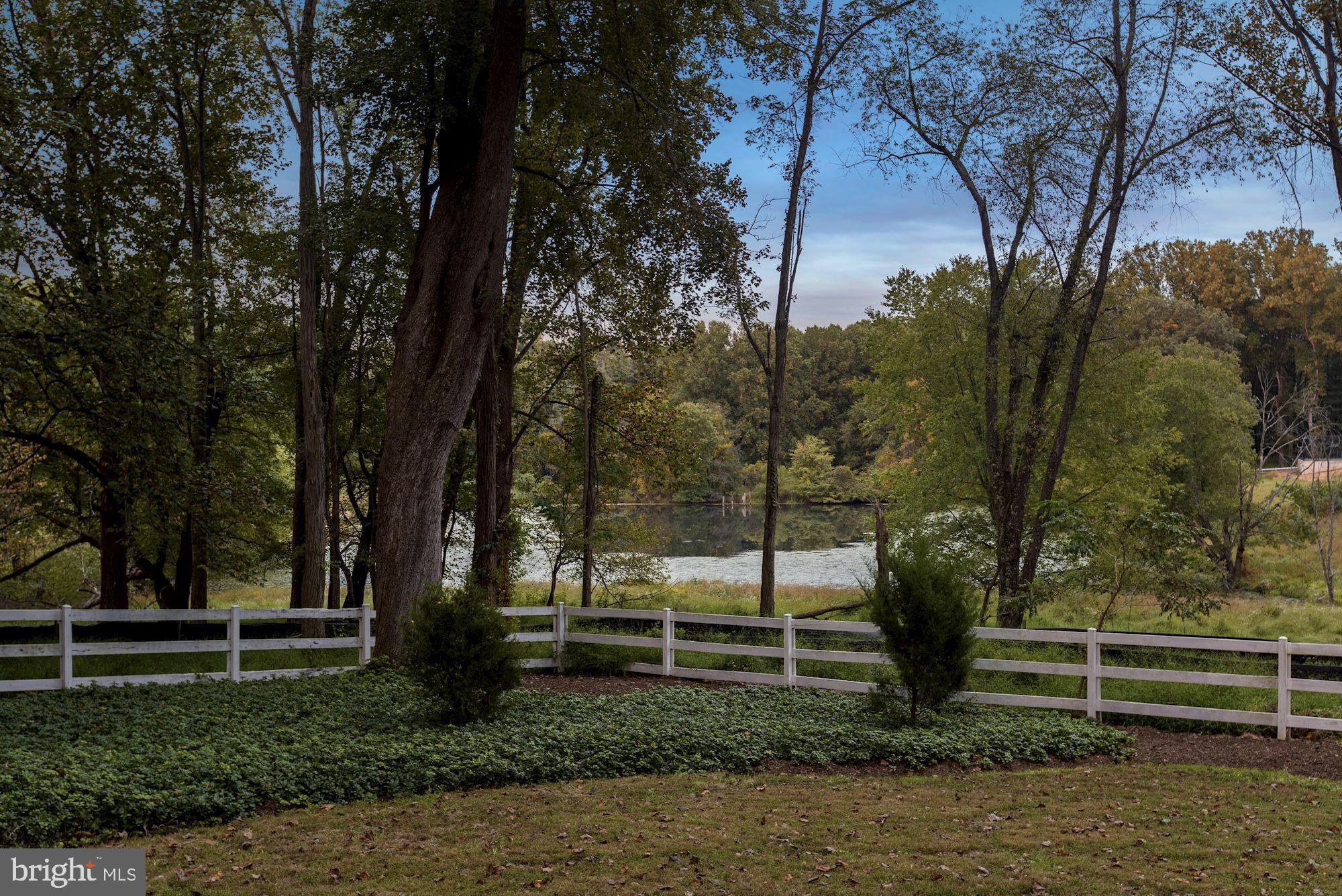 337 Springvale Road Great Falls, VA 22066 - Photo 5 of 120 Gorgeous Lake views from this property