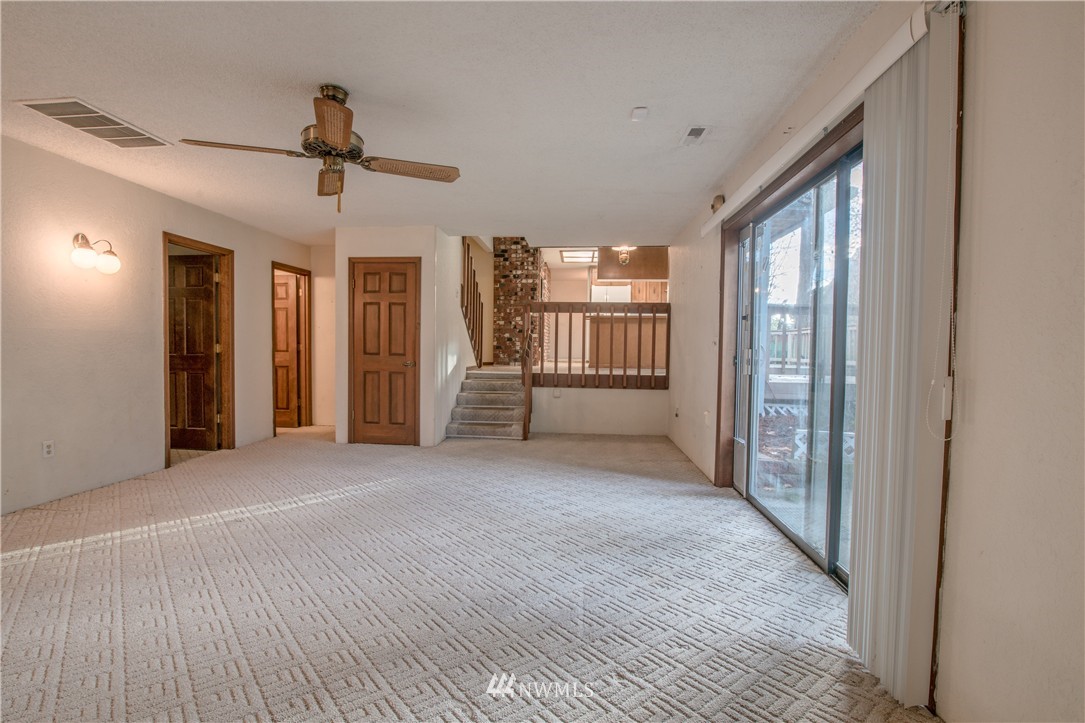 845 Reiten Road Kent, WA 98030 - Photo 12 of 19 Gallery Image 12