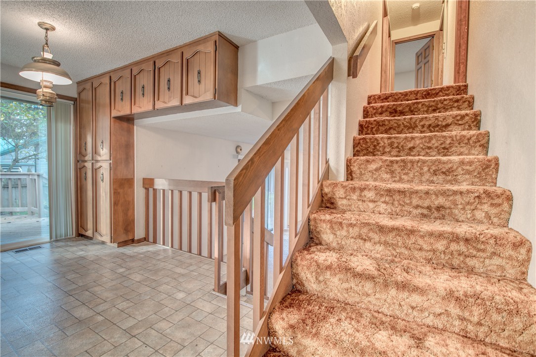 845 Reiten Road Kent, WA 98030 - Photo 9 of 19 Gallery Image 9