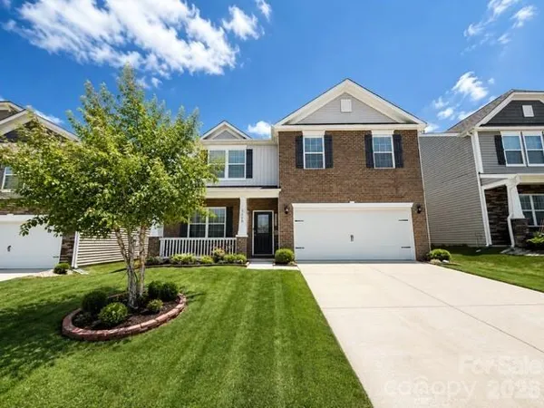 $460,000 | 5120 Briscoe Drive, Charlotte, NC 28214