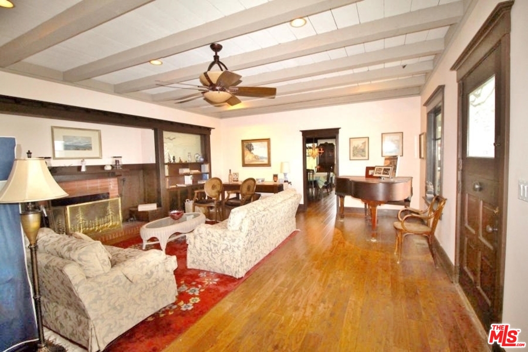 989 Tornoe Road Santa Barbara, CA 93105 - Photo 2 of 18 Gallery Image 2