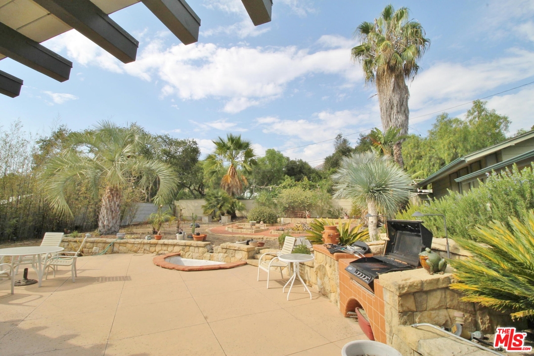 989 Tornoe Road Santa Barbara, CA 93105 - Photo 14 of 18 Gallery Image 14