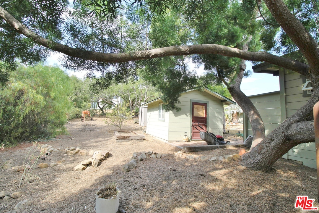 989 Tornoe Road Santa Barbara, CA 93105 - Photo 16 of 18 Gallery Image 16