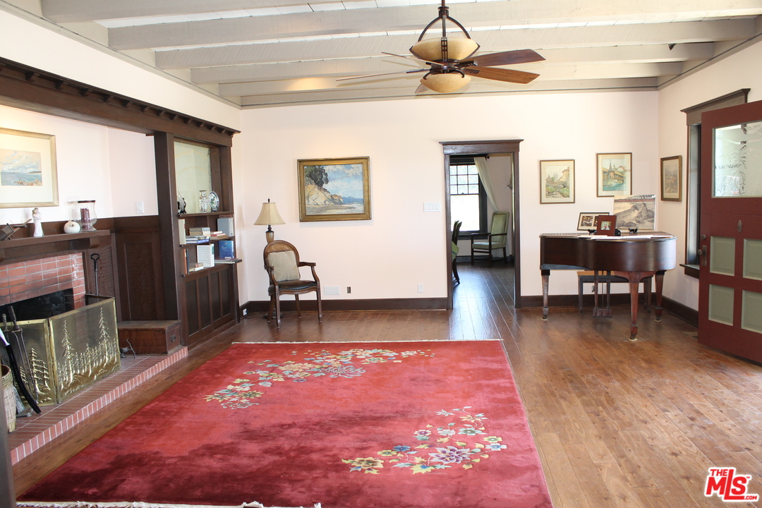 989 Tornoe Road Santa Barbara, CA 93105 - Photo 5 of 18 Gallery Image 5