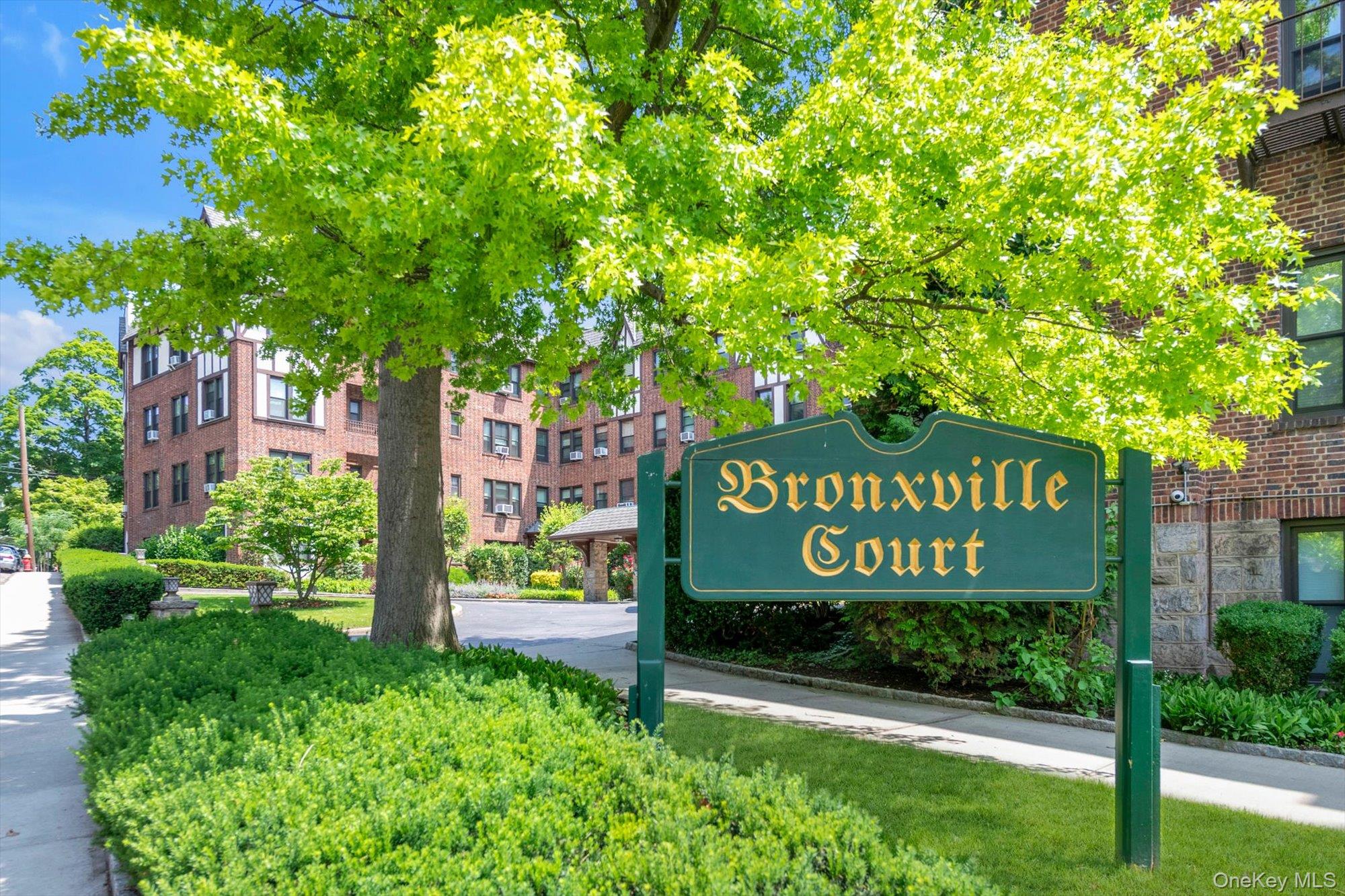 240 Bronxville Road, Unit C1 Bronxville, NY 10708 - Photo 15 of 16