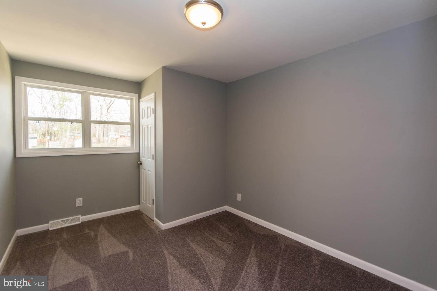 4665 Robin Road Newfield, NJ 08344 - Photo 16 of 28