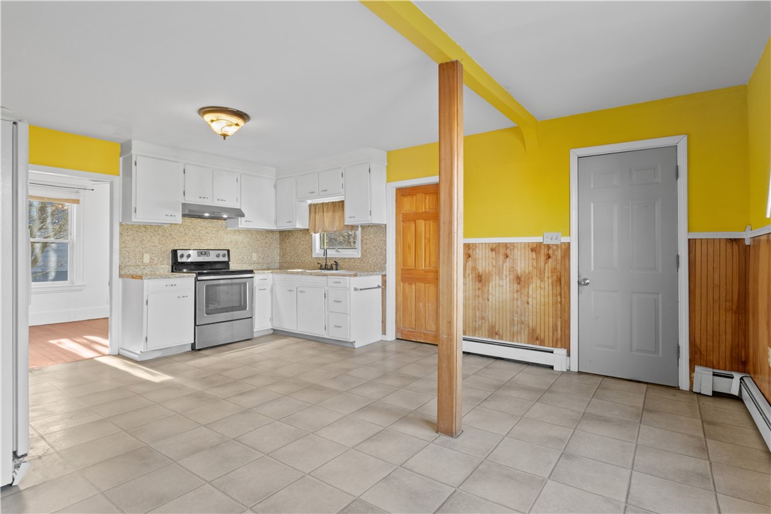 147 Warwick Street Woonsocket, RI 02895 - Photo 2 of 38