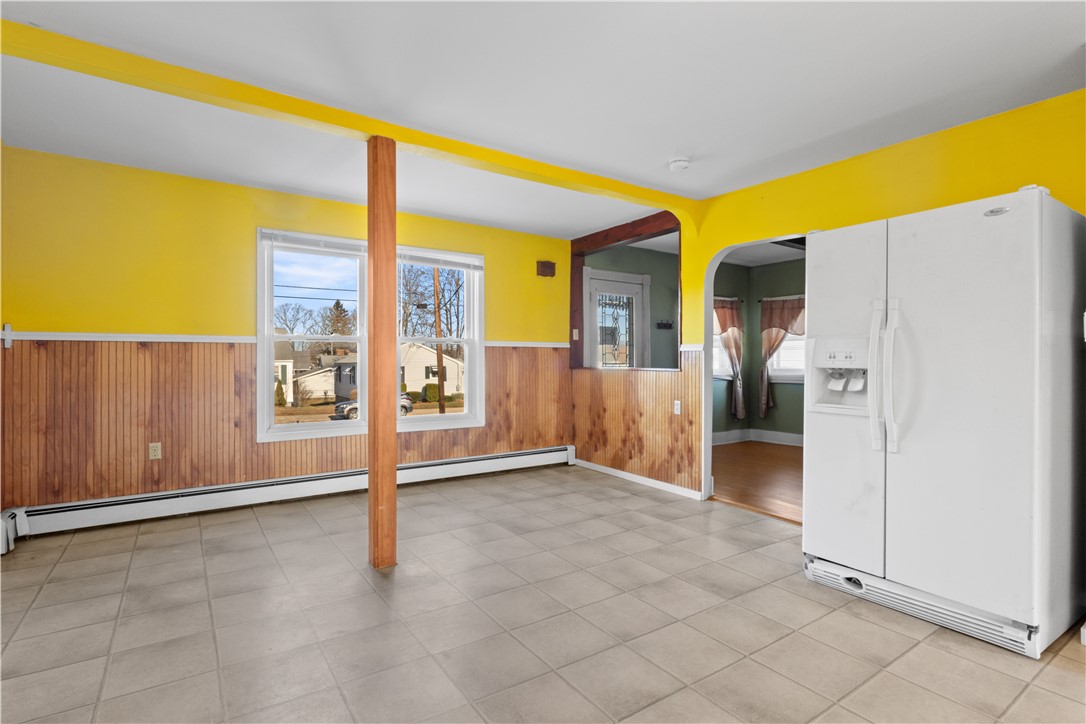 147 Warwick Street Woonsocket, RI 02895 - Photo 5 of 38