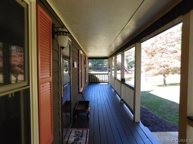 4463 Broadstreet Road Gum Spring, VA 23065 - Photo 6 of 16