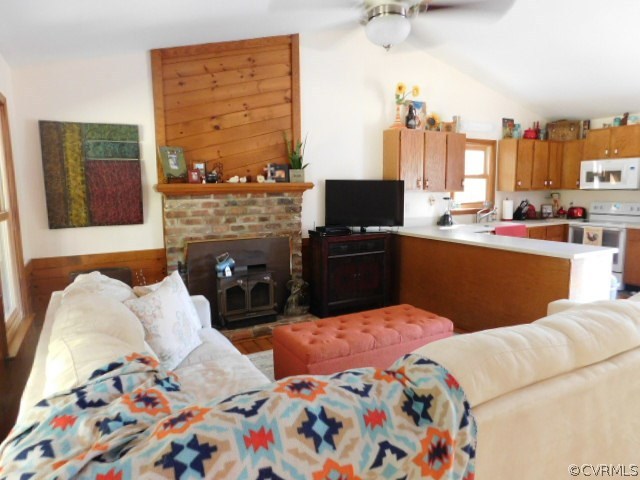 4463 Broadstreet Road Gum Spring, VA 23065 - Photo 7 of 16